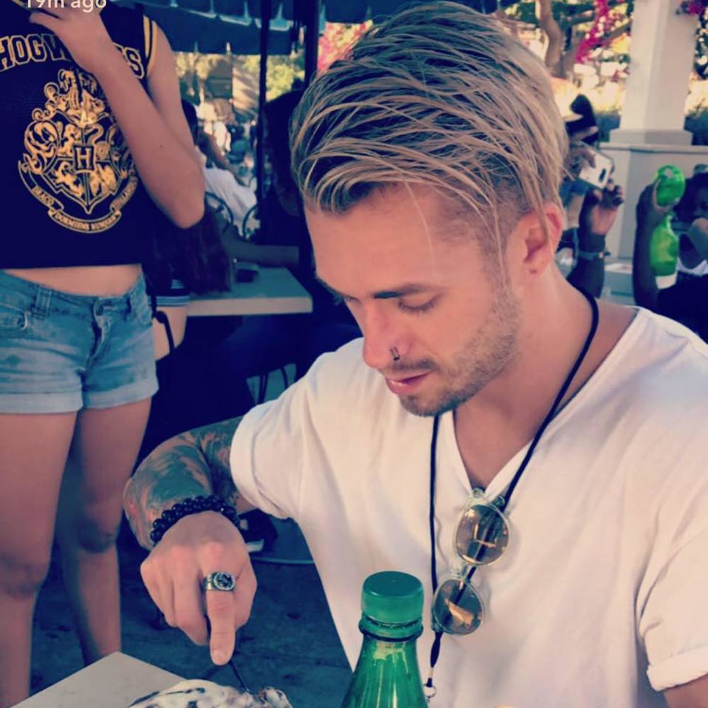 Meet your Posher, Tyler